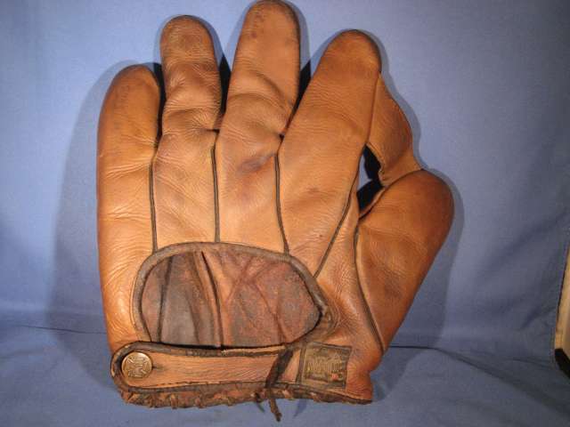 Honus Wagner Goldsmith KB Back